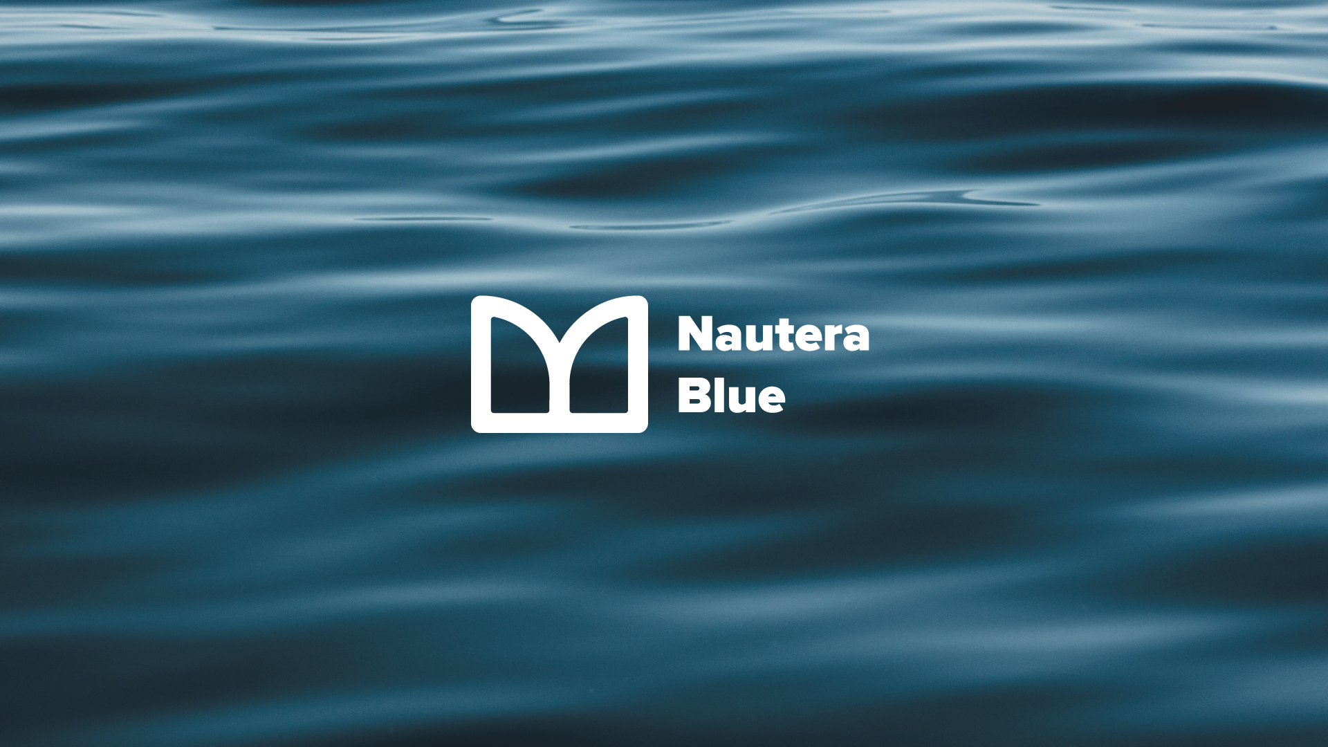 Logo Nautera Blue sur fond océan